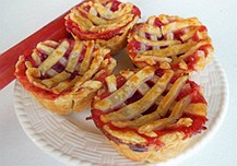 Baking In Season: A Mini Strawberry Rhubarb Pie Recipe