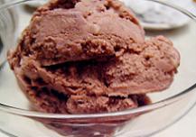 KitchenAid Ice Cream Maker Makes Summer Coolly Delicious
