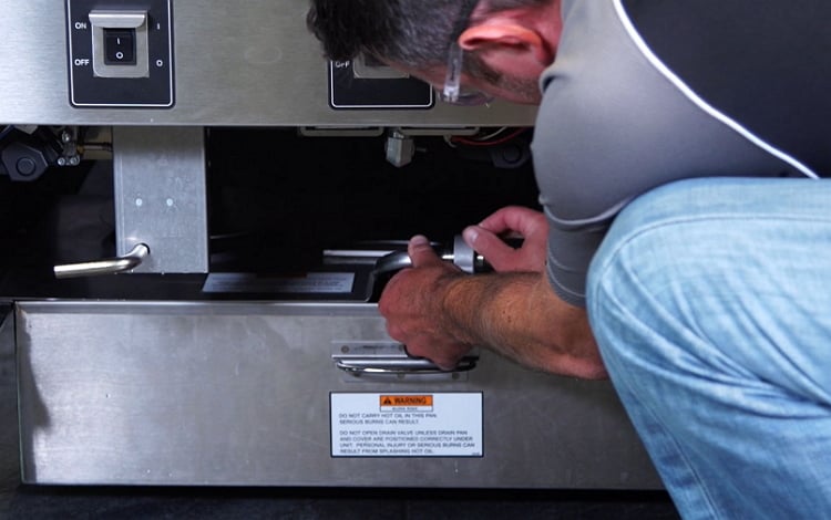 Henny Penny fryer startup service technician