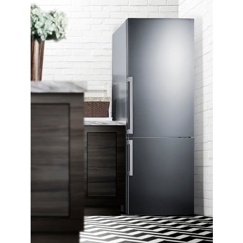 Summit residential refrigerator