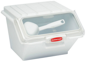 Rubbermaid Container with FIFO barrier